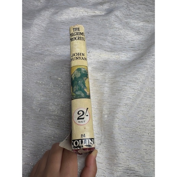 The Pilgrim's Progress written by John Bunyan - Picture 2 of 4